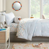 Pillowfort Full/Queen Scatter Dot Comforter Set