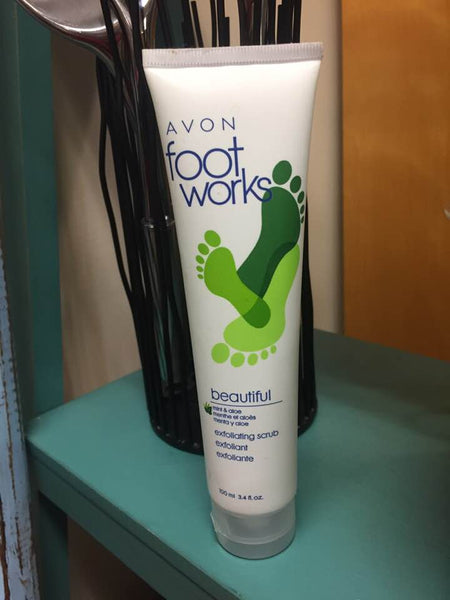 Avon Foot Works Chocolate & Hazelnut foot care set review – Beauty with Oana