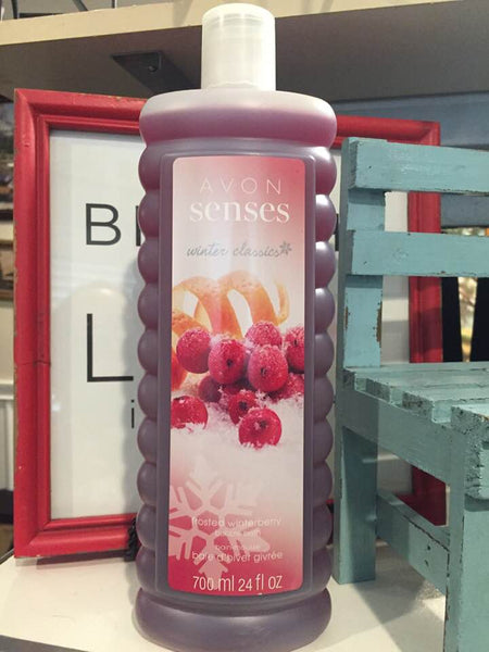 Avon Senses Winter classic Frosted Winterberry bubble bath 24 fl oz. New Discontinued